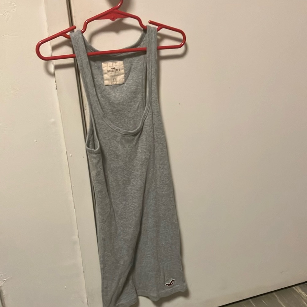 Grey tank